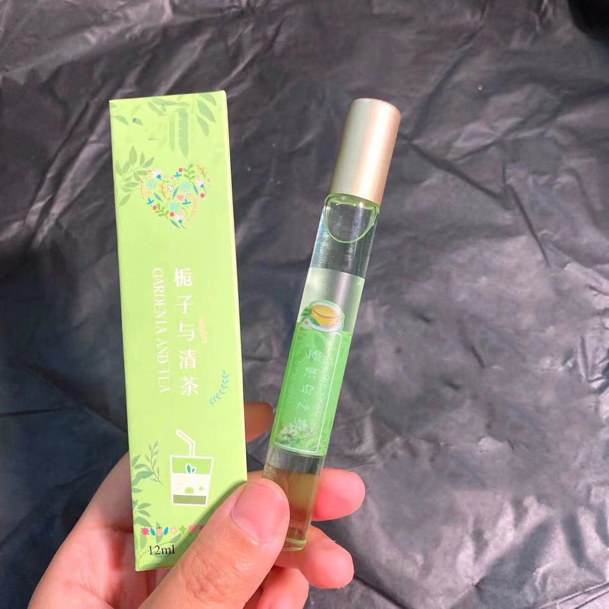 Peach Essential Oil Roll-On Body Fragrance – Long-Lasting Fresh Scent