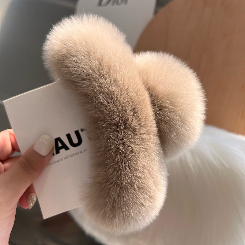 Korean Real Otter Fur Hair Clip for Women – Elegant Hair Accessory