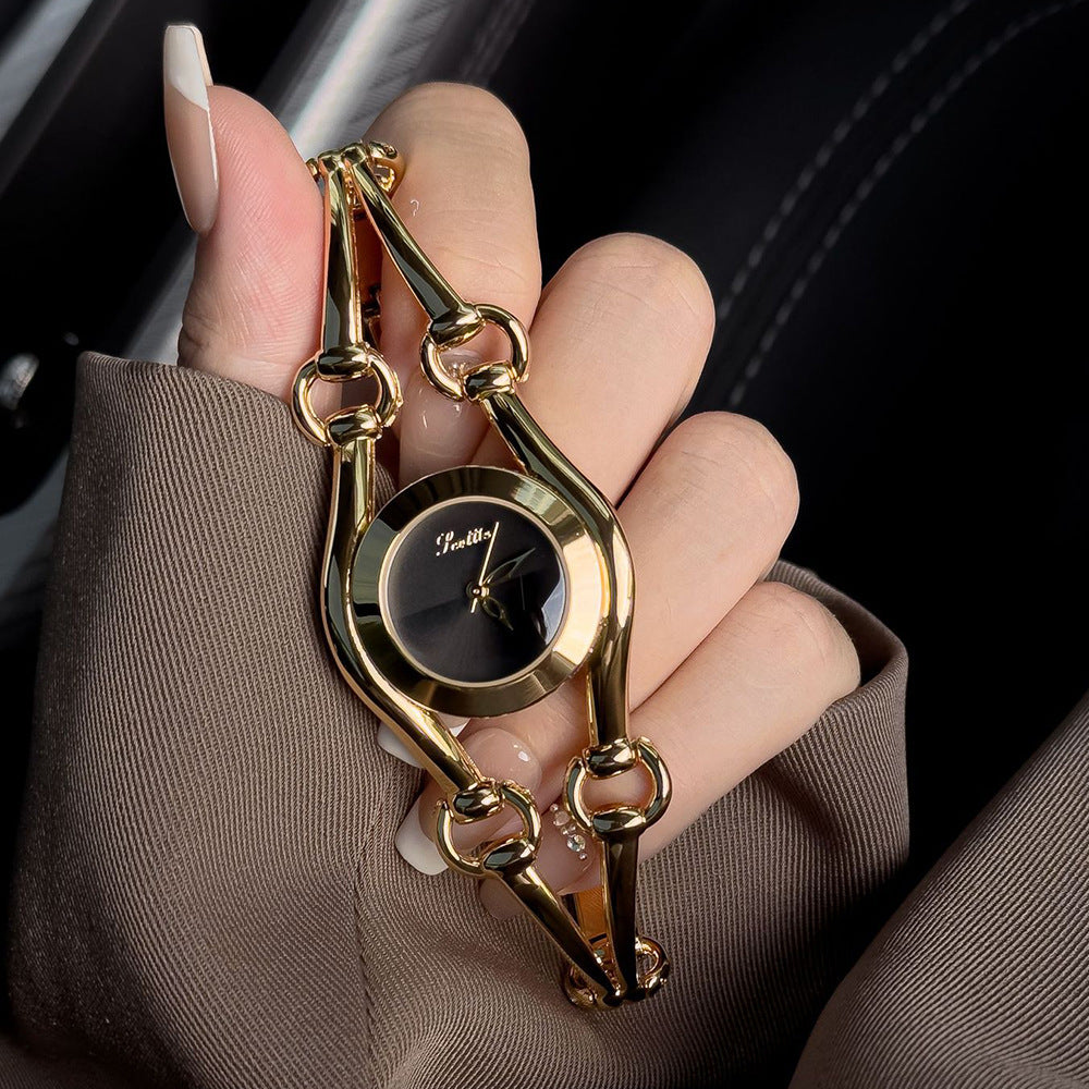 Casual and Versatile Women's Watch with Niche Hollow Design