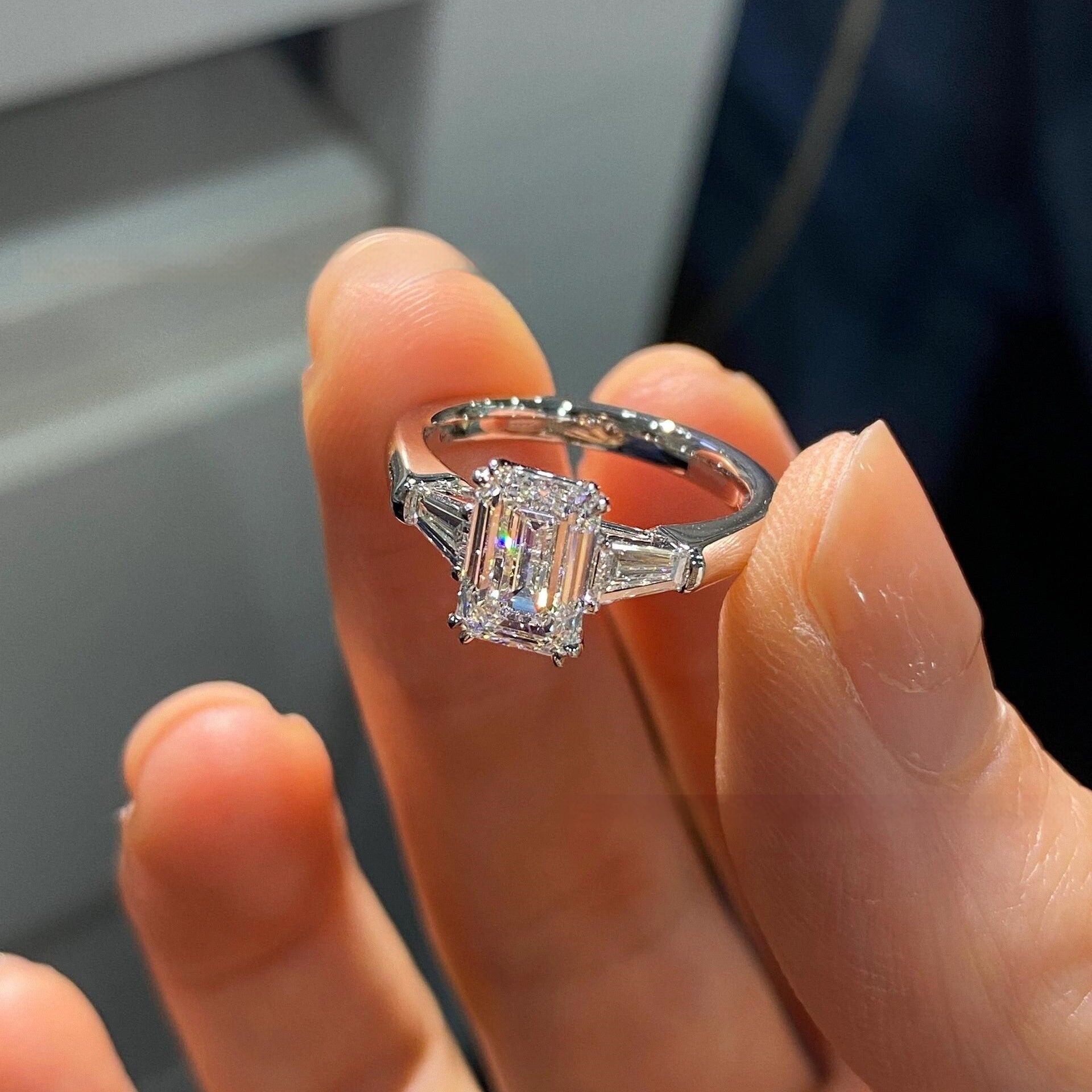 Seiko Small Sugar Cube Ring
Minimalist Elegance in Every Detail