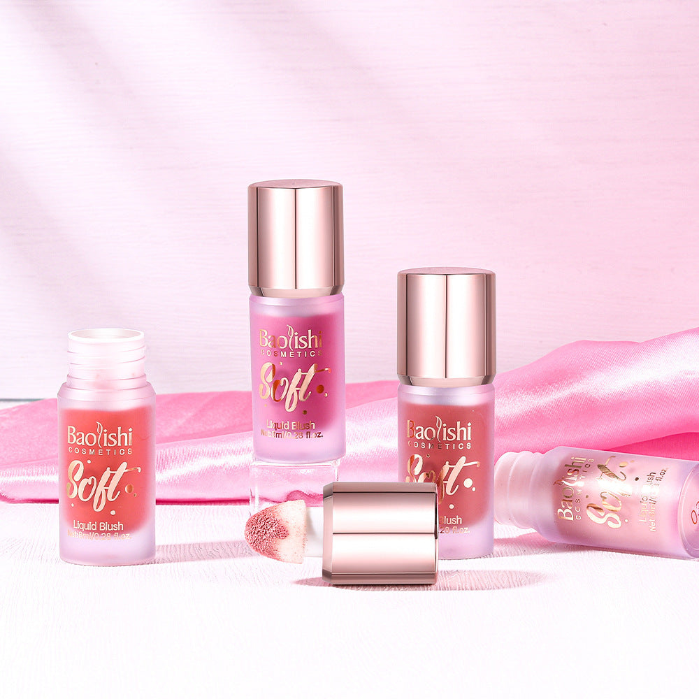 Pearlescent Liquid Blush – Soft Glow Shimmer Finish