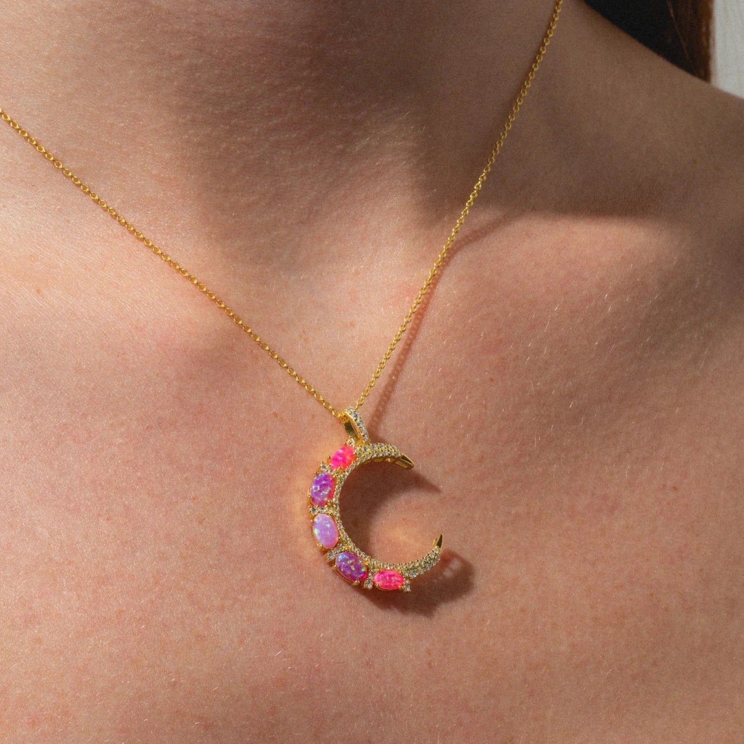 Opal Moon Diamond Clavicle Necklace – Elegant Women’s Jewelry