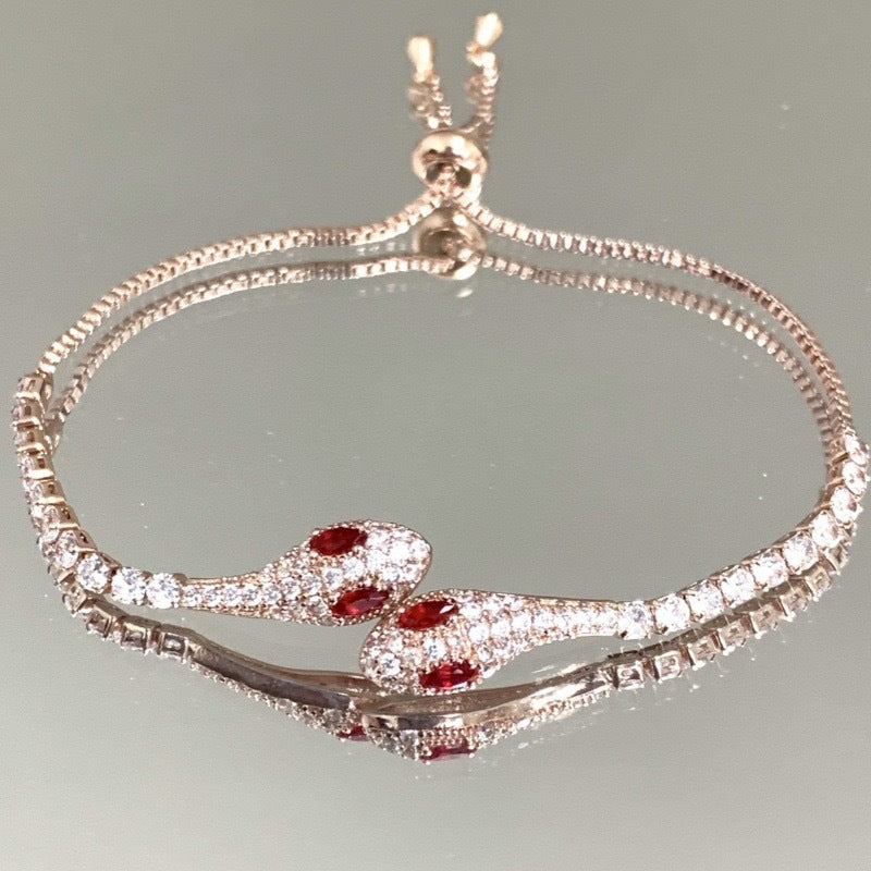 Elegant Rhinestone Bracelet – Vintage White All-Matching Jewelry