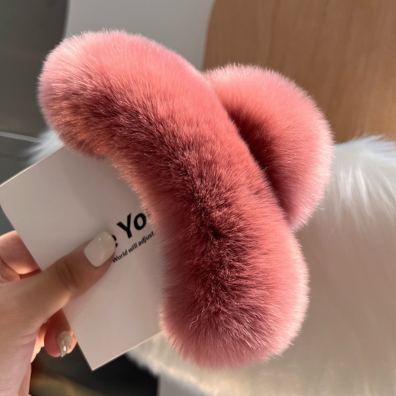Korean Real Otter Fur Hair Clip for Women – Elegant Hair Accessory