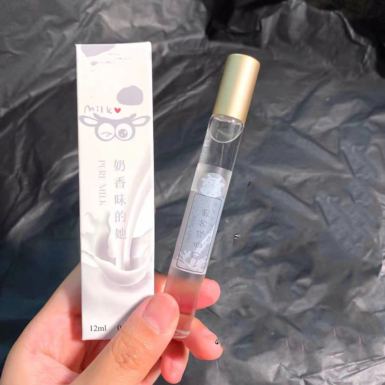 Peach Essential Oil Roll-On Body Fragrance – Long-Lasting Fresh Scent