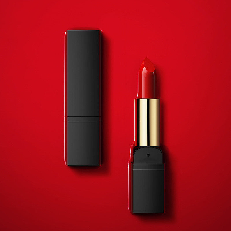 Gentle Moisturizing Lipstick – Charming Lip Makeup for a Soft, Radiant Look