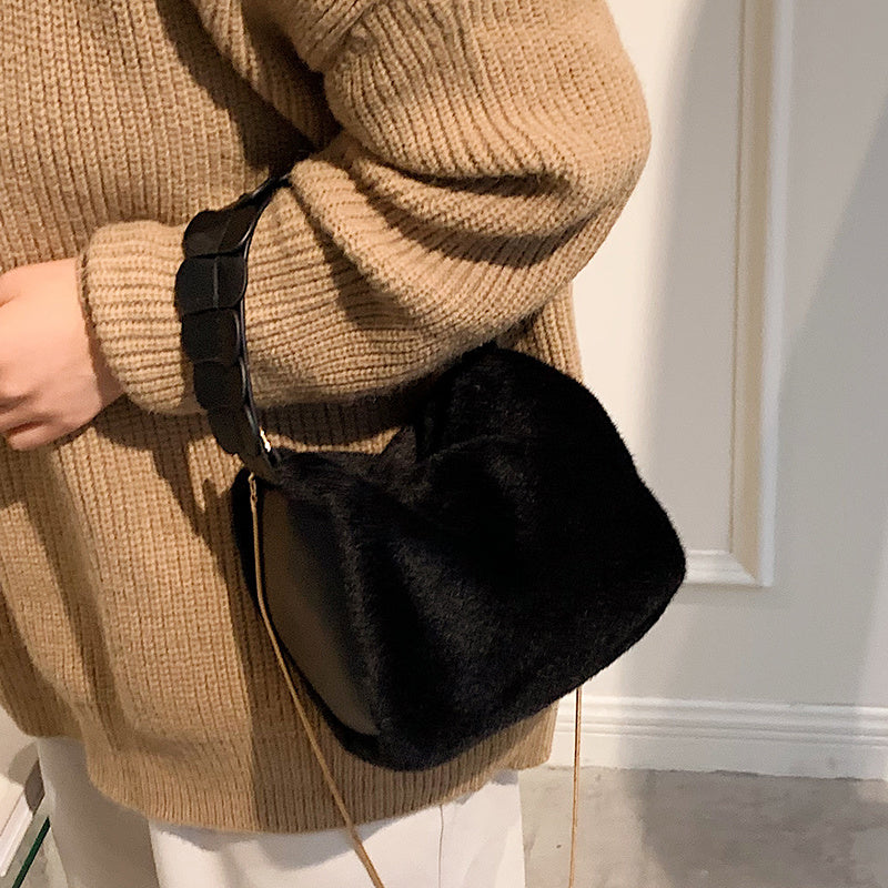 Furry Crossbody Bag – Winter Small Handbag for Women