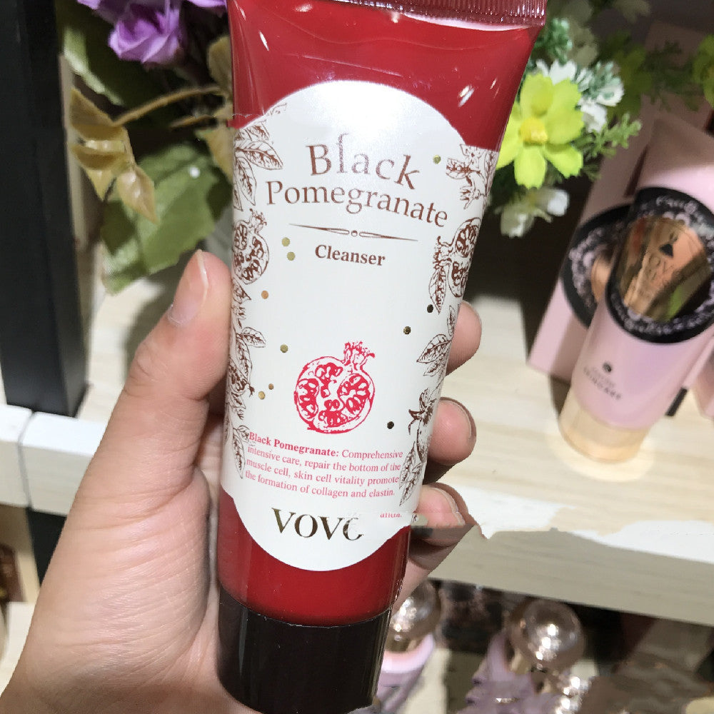 Pomegranate Moisturizing Water – Hydrating Skincare for Soft Skin