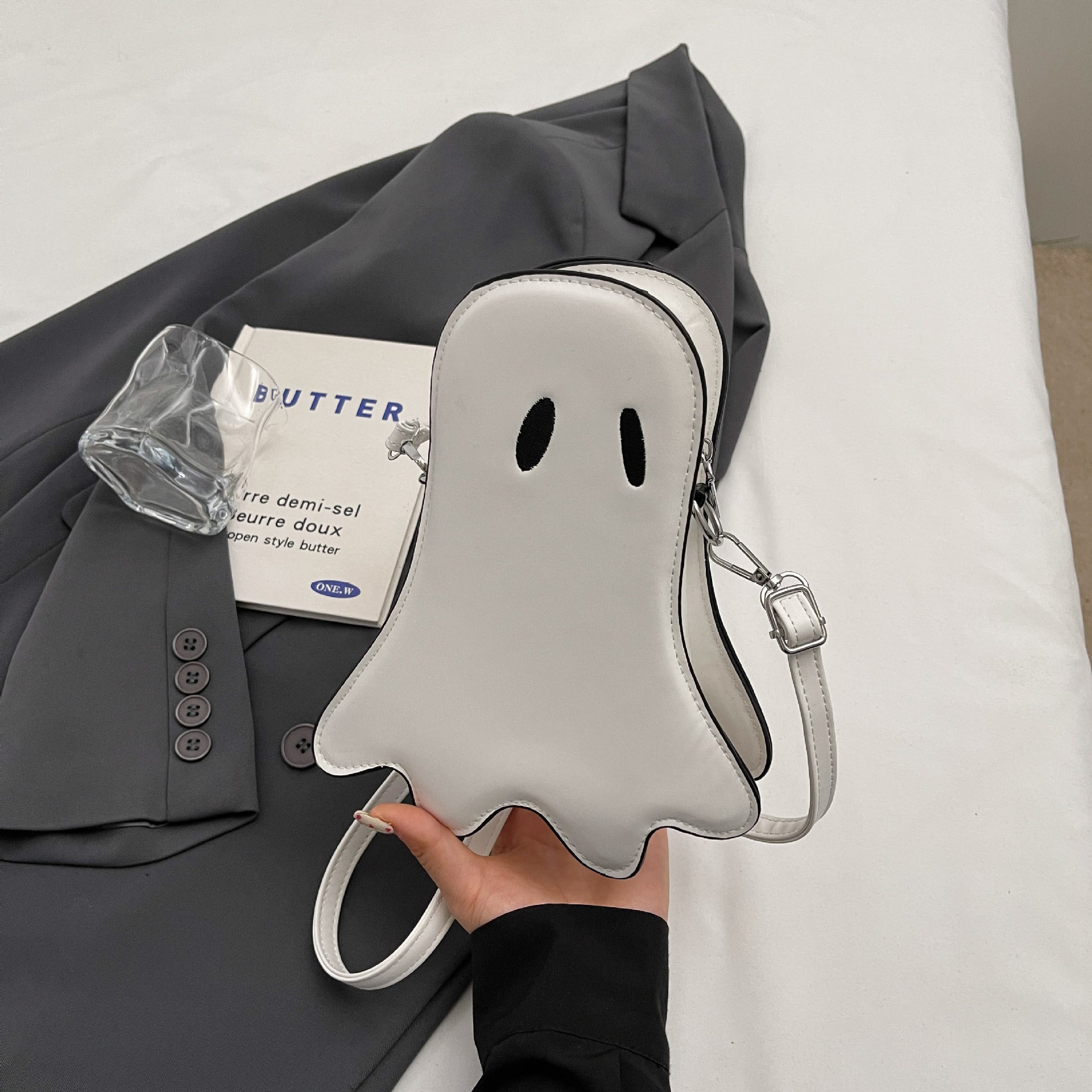Women’s Halloween Ghost Messenger Bag – Kids’ Cute & Spooky Shoulder Bag